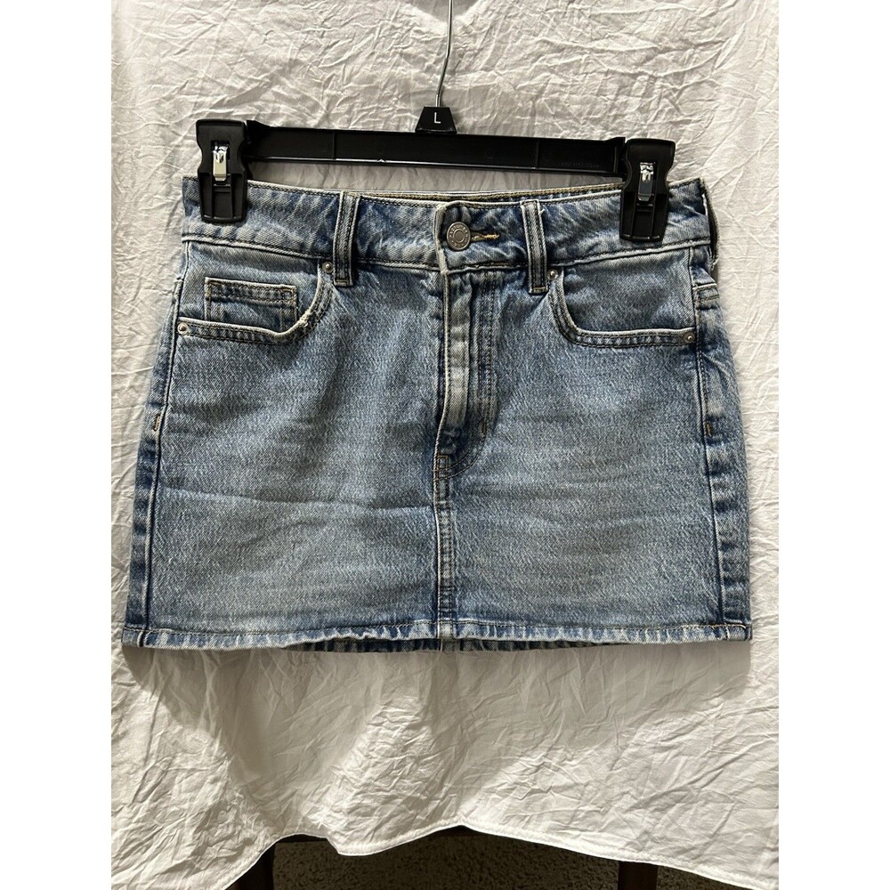 Pac Sun Women’s Short Acid Wash Blue Jean Skirt Size 23